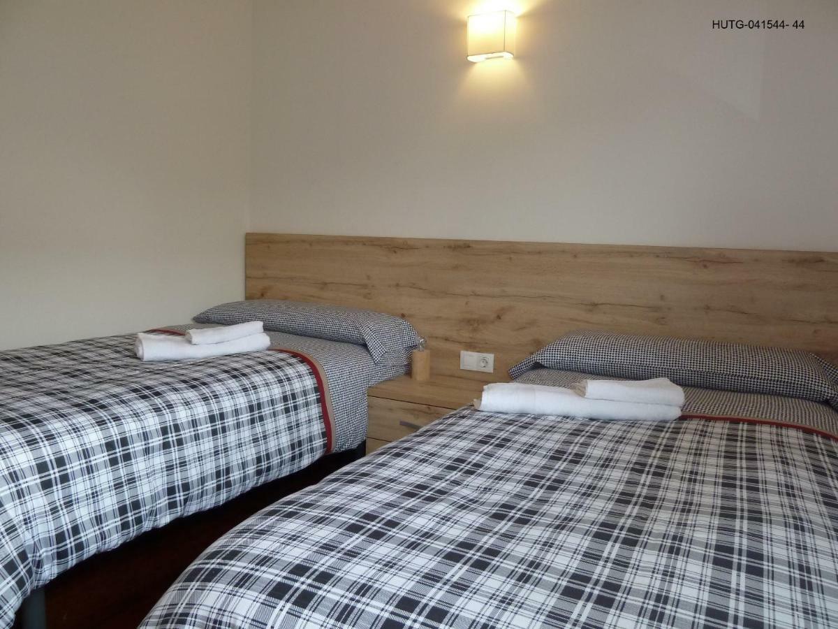 Habitatge Turistic Cal Ferrer Apartment Sant Pau de Seguries Ngoại thất bức ảnh